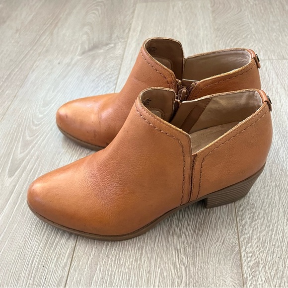 Naturalizer Women's Zarie Leather Ankle Booties - Women's Size 7 - Picture 4 of 8